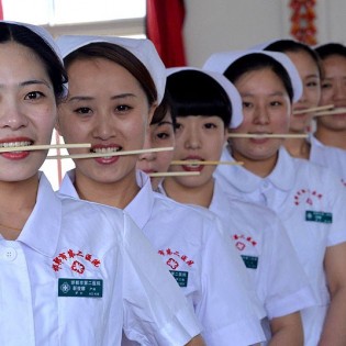 Поразительный сбор спермы в Китае