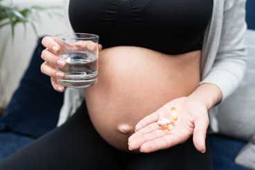 Какие витамины необходимы беременным женщинам